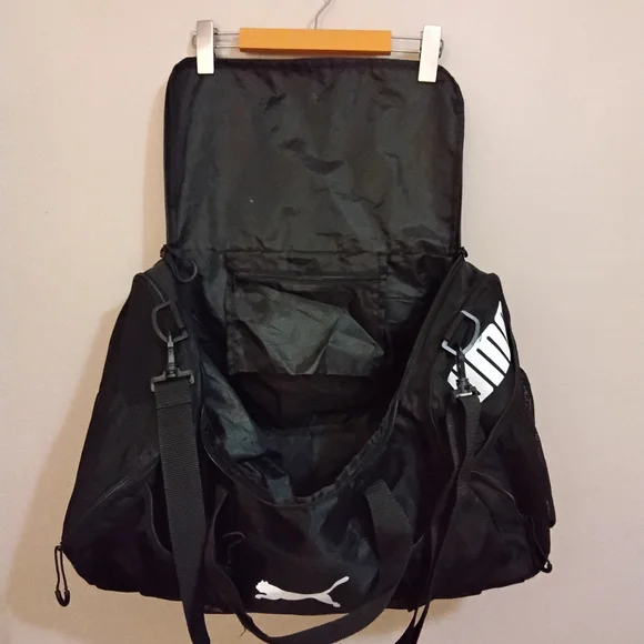 Puma Black Gym Bag with White Logo Duffle  – EUC - Picture 11 of 16